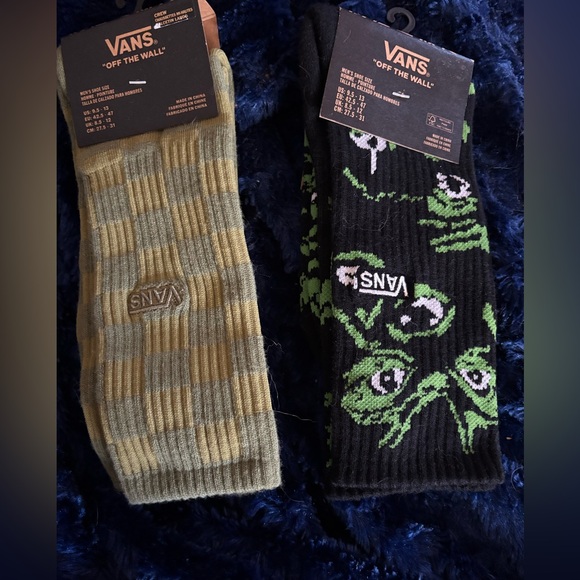 Vans 2 pairs crew socks nwt - Picture 1 of 5